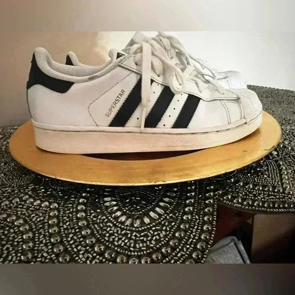 GIRLS ADIDAS SUPERSTAR SNEAKERS SIZE 2.5 M ORTHOLITE - Picture 7 of 13